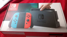 Consola de jocuri Nintendo Switch foto