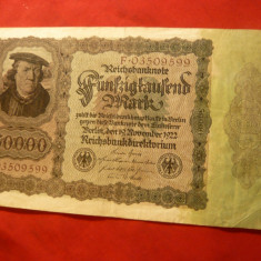 Bancnota 50 000 Marci 1922 , Germania,burelaj violet,litera F deplasata