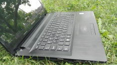 Lenovo G30-40 foto