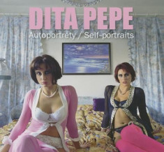 Dita Pepe: Self-Portraits foto