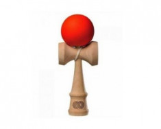 Kendama - jucaria traditionala japoneza foto