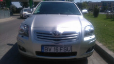 Toyota Avensis 2.2 foto