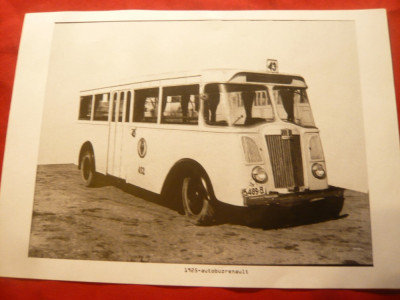 Fotocopie - Autobuz Renault 1925 ,dim.=21x15 cm ,foto Radu Filip foto