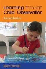 Learning Through Child Observation foto