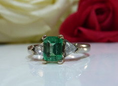 Inel smarald si diamante 2.31ct foto