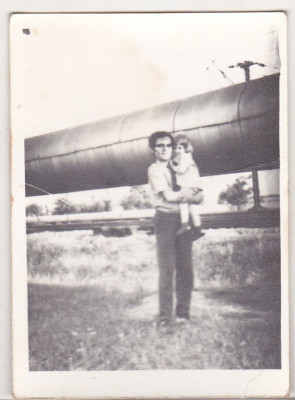 bnk foto - Ploiesti - In fata conductelor de termoficare - Cartier Nord cca 1970 foto