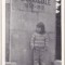 bnk foto - Ploiesti - Copil in fata statuii I L Caragiale - 1970