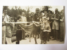 Rara! Foto cercetasi depunand juramantul in anii 30 foto