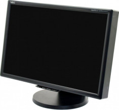 Monitor NEC 2070NX, LCD 20 inch, 1600 x 1200, VGA, DVI, 5x USB, Panel S-IPS, Grad A-, Fara Picior foto