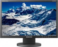 Monitoare Samsung 2443BW, 24 inch LCD, 1920 x 1200 dpi, Contrast Dinamic 20000:1, DVI, USB, Grad C foto