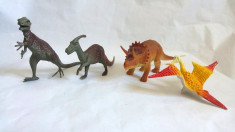 Lot 4 figurine dinozauri plastic, cca 8-14cm lungime, foto