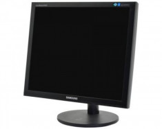 3x Monitor SAMSUNG B1940, LCD 19 inch, 1280x1024, VGA DVI foto