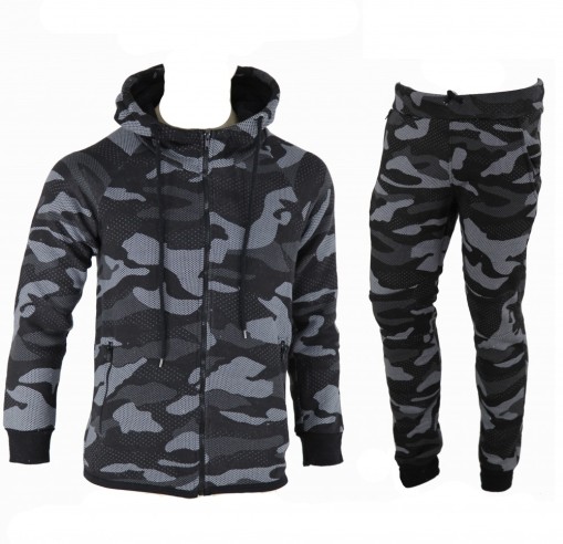 Imagini pentru Trening camuflaj gros pentru toamna - iarna