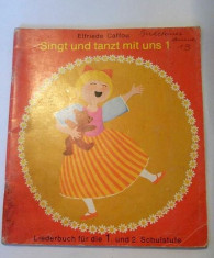 Carte pentru copii, in limba germana, Singt und tanzt mit uns 1 carte de muzica foto