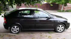 Opel Astra foto