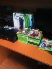 Xbox 360 4 Gb + 18 jocuri foto