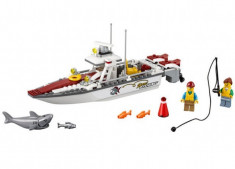Barca de pescuit LEGO City (60147) foto