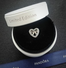 Talisman PANDORA inima charm original argint S925 ALE - cutie foto