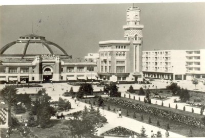 CP Z1070 -PLOESTI -HALELE CENTRALE -CIRCULATA 1969 foto