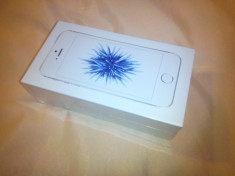 Telefon mobil Apple iPhone SE, 32GB, 4G, Silver -SIGILAT-NeverLocked + CADOU foto
