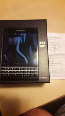 Blackberry Passport foto