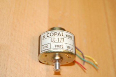 Motor pas cu pas 4 fire COPAL LC-177D Japan 3V stepper tachometer foto