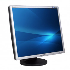 Monitor 19 inch LCD, Samsung SyncMaster 943BR Grey &amp;amp; Black, 3 Ani Garantie foto