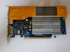 Placa video GIGABYTE GeForce 7300GS GV-NX73G256D-RH 256MB PCI-e - poze reale foto