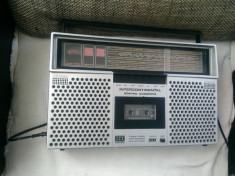 Radiocasetofon vintage ITT Intercontinental, boombox, impecabil. foto