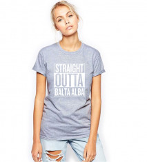 Tricou dama gri cu alb - Straight Outta Balta Alba foto