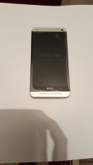 Htc One M7 impecabil / folosit nota 9.5 / necodat argintiu sau negru foto