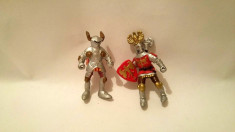 lot 2 figurine soldati cavaleri, plastic, 5 cm foto