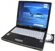 Laptop Refurbished FUJITSU AMILO PRO V8010 - Intel Celeron M - Model 1 foto