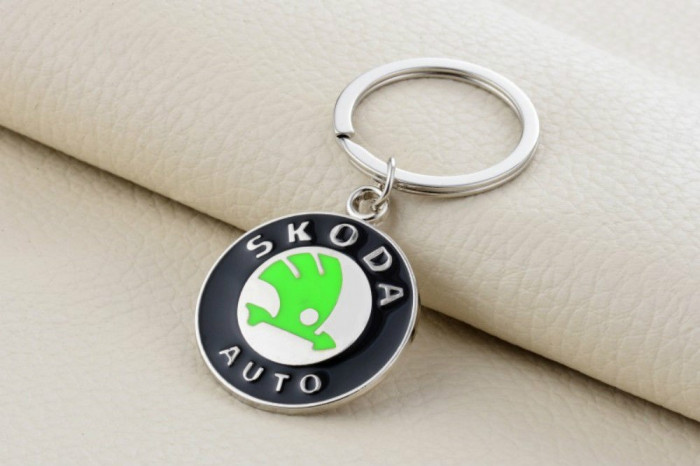 Breloc auto pentru SKODA si ambalaj cadou