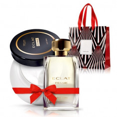 Set Femei Eclat Femme - Parfum 50 ml, Crema corp 250 ml, Punga - Oriflame - Nou foto