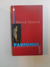 PARFUMUL de PATRICK SUSKIND 2000 foto