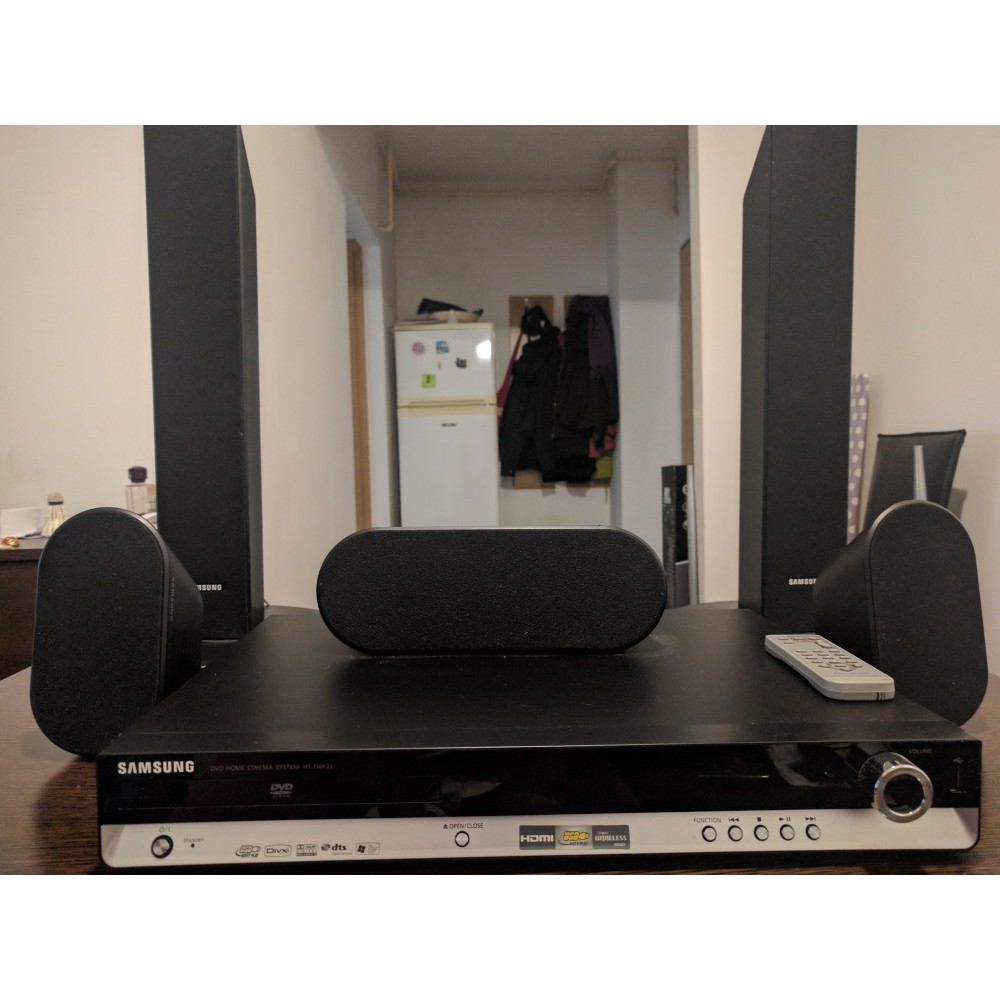 Sistem Home Cinema SAMSUNG HTTHX22 arhiva Okazii.ro