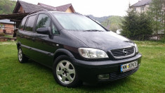 opel zafira foto