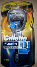 2 rezerve Proshield Chill + Aparat Gillette Fusion Proshield Chill (sigilat) foto