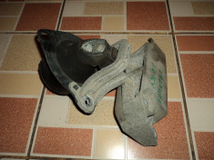 Suport motor Renault Laguna 1 facelift motor 1.6 16V benzina an 1999 foto