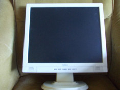 monitor LCD Belinea 10 17 15(17&amp;#039;&amp;#039;) foto