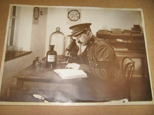 7765-Foto mare Militar cercetator stiintific Belgia 1923 semnata cu dedicatie.