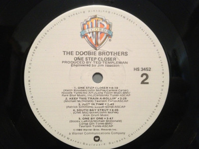 THE DOOBIE BROTHERS - ONE STEP CLOSER (1980/WARNER/USA) - Vinil/Vinyl/Analog foto