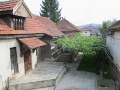 Casa mare, zona Piata Obor - Bd. Decebal, Hunedoara foto