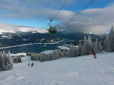 Teren 3000 mp Domeniul Schiabil Transalpina Ski Resort - Voineasa - Valcea foto