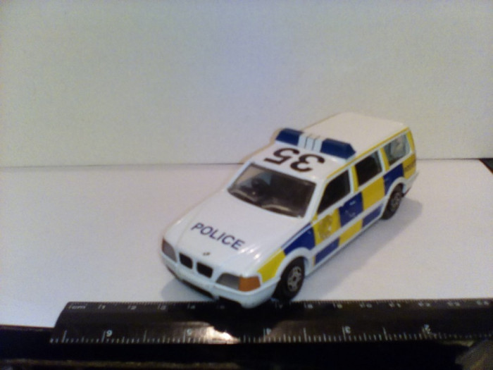 bnk jc Corgi - Police car - Masina de politie