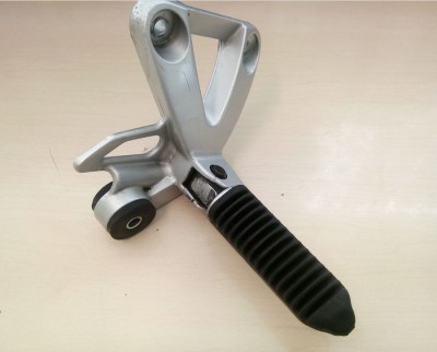 Scarita cu suport Spate Dreapta Suzuki GSX750F AK GSX600F AJ 1998-2006 foto