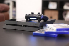 Playstation 4, 1 Terabyte +jocuri si controller foto