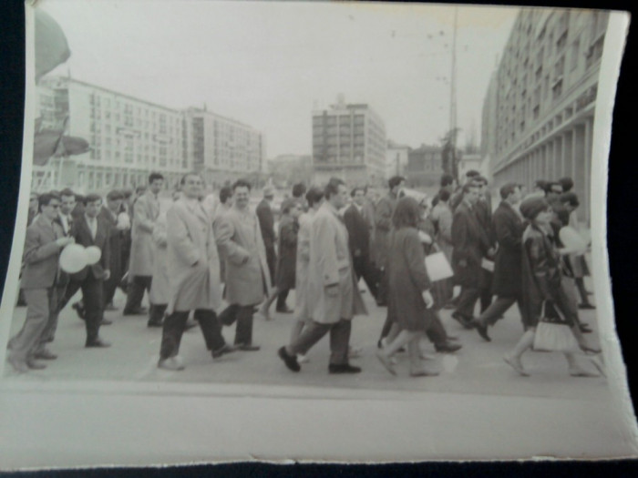 Fotografie RPR defilare Iasi, Piata Unirii