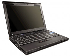 Laptop Refurbished Lenovo Thinkpad X200, Core 2 Duo P8600, 2GB RAM, 250Gb HDD, 12.1&amp;quot; foto